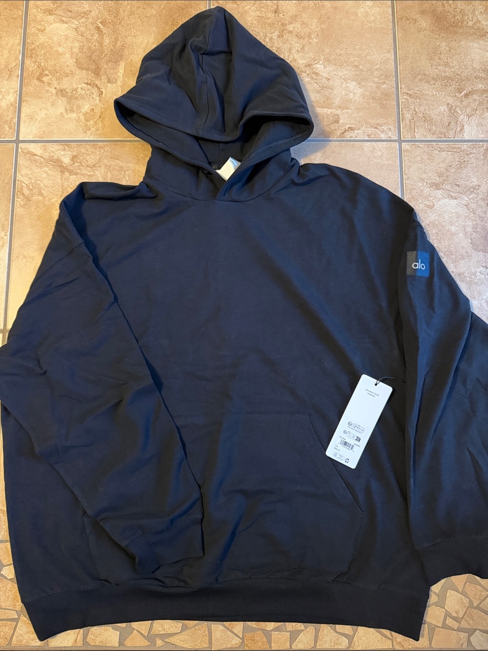 ALO Yoga Men's Black Pullover Hoodie